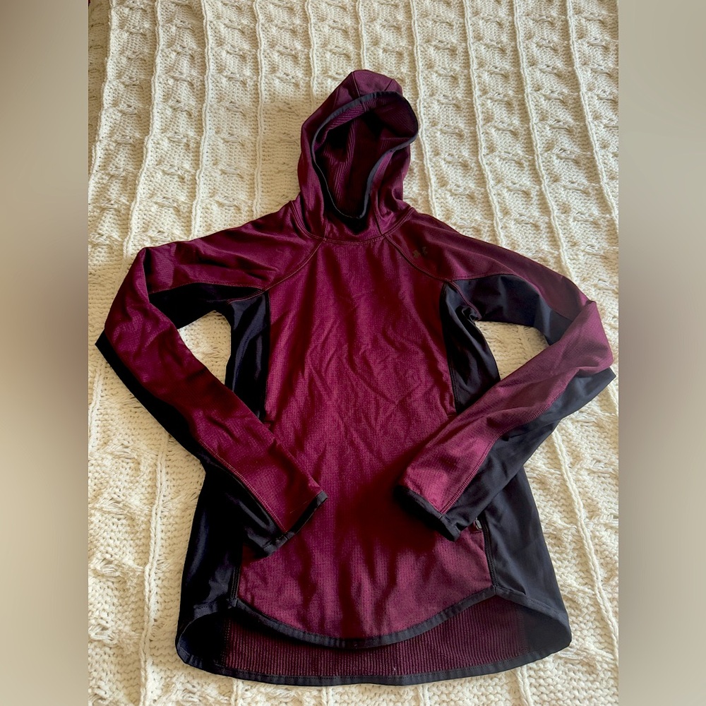 Under Armor Burgundy Hoodie